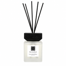Luxury Reed Diffuser R — Kenya · WIMU Kitchen