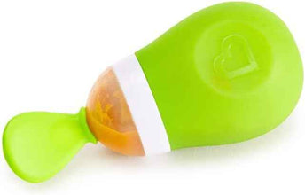 Munchkin Squeeze Spoon,Silicon squeeze with spoon for infants, easy dispensing and feeding, Infant/Baby,4 Months and above-Assorted — Kenya · WIMU Kitchen
