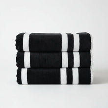 Pool & Beach Towel 90 x 160cm - Nairobi, Kenya — view 8 — Kenya · WIMU Kitchen