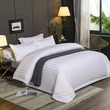 White striped Duvet Cover — Kenya · WIMU Kitchen