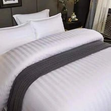 White striped Duvet Cover — Kenya · WIMU Kitchen