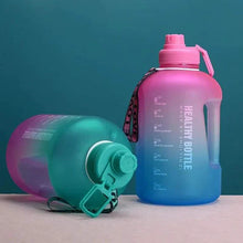 Large capacity 2.5L water bottle — Kenya · WIMU Kitchen