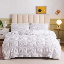 3pc Double Pinch Pleat Duvet cover set — Kenya · WIMU Kitchen