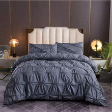 3pc Double Pinch Pleat Duvet cover set — Kenya · WIMU Kitchen