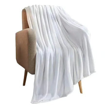 White fleece blanket — Kenya · WIMU Kitchen