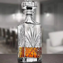 Square Beverage Decanter — Kenya · WIMU Kitchen