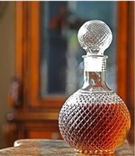 1L Thick glass whisky bottle with air tight Tot cork (view 12) — Kenya · WIMU Kitchen