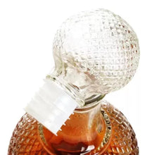 1L Thick glass whisky bottle with air tight Tot cork — Kenya · WIMU Kitchen