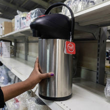 Regal 3.5L Vacuum Press Flask with Handle — view 4 — Kenya · WIMU Kitchen