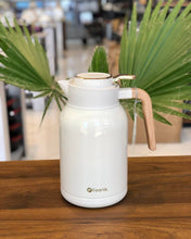 Feenik 2L Vacuum Flask | Unbreakable Insulated Flask, Keeps Hot 24 Hours — WIMU Kitchen Nairobi — Kenya · WIMU Kitchen