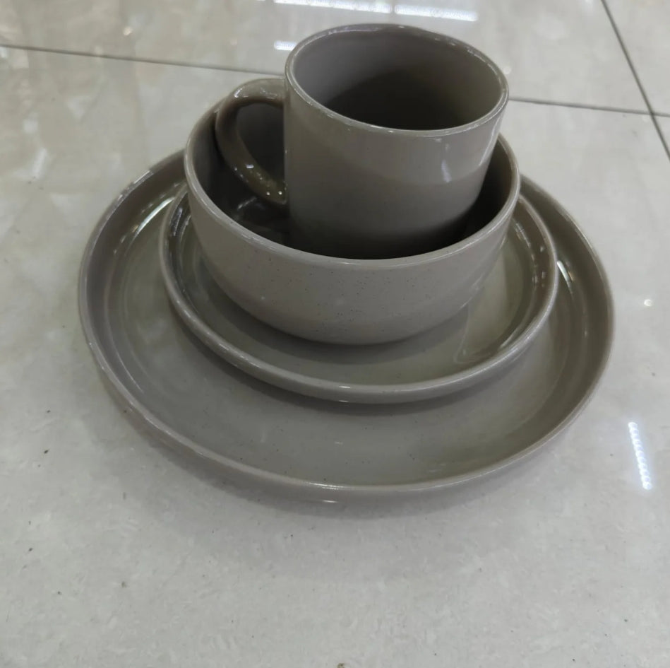 24 pcs ceramic dinner set (view 3) — buy in Kenya at WIMU Kitchen Nairobi · M-Pesa accepted