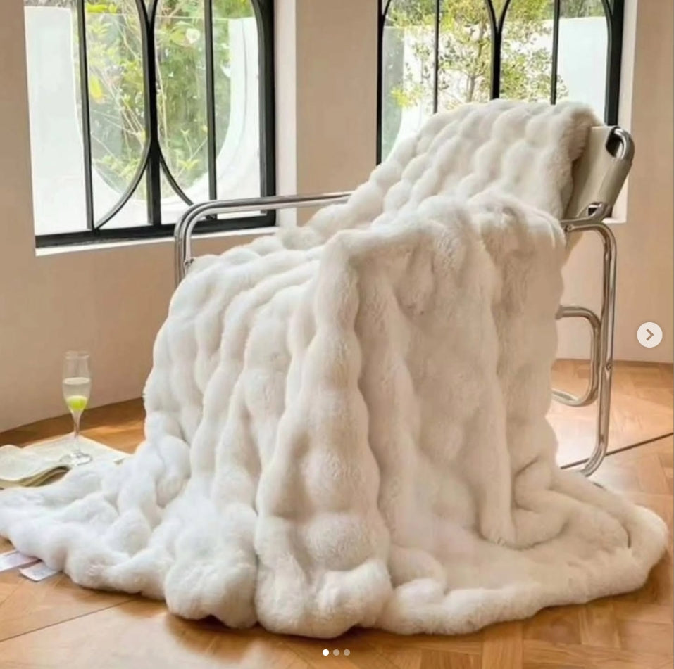 **Soft Bubble Winter Throw Blanket Plain — buy in Kenya at WIMU Kitchen Nairobi · M-Pesa accepted