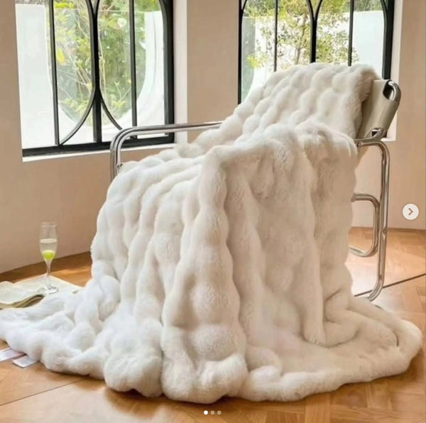 **Soft Bubble Winter Throw Blanket Plain — Kenya · WIMU Kitchen Nairobi