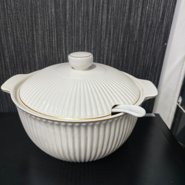 4 Litre Ceramic Serving Dish — Kenya · WIMU Kitchen Nairobi