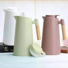 Quality vacuum flask (view 2) — Kenya · WIMU Kitchen