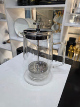 Double-Walled Borosilicate French Press Coffee Maker (650ml) (view 3) — Kenya · WIMU Kitchen
