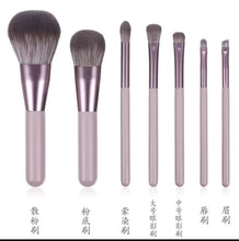 Make up brush  set. — Kenya · WIMU Kitchen