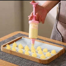Cake Icing Gun With Stainless Steel Nozzles — WIMU Kitchen Nairobi — Kenya · WIMU Kitchen