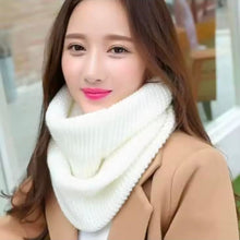Warm Knitted Woollen Scarf – Maroon or White — WIMU Kitchen Nairobi — Kenya · WIMU Kitchen