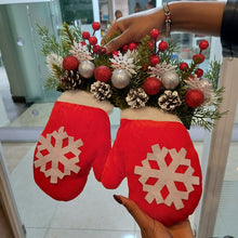2-in-1 Christmas Garland Glove-Shaped Flower Wreath with Light — WIMU Kitchen Nairobi — Kenya · WIMU Kitchen
