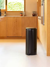 NewIcon Pedal Waste Bin –Matt black — WIMU Kitchen Nairobi — Kenya · WIMU Kitchen