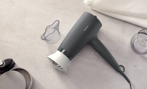 Philips 3000 Series Hair Dryer 1600W with ThermoProtect Attachment and Cool Air - BHD302/13 — WIMU Kitchen Nairobi — Kenya · WIMU Kitchen Nairobi