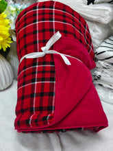 Maasai Fleece Blanket 150 x 200cm - Nairobi, Kenya — view 2 — Kenya · WIMU Kitchen