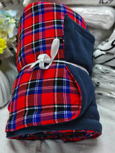 Maasai Fleece Blanket 150 x 200cm - Nairobi, Kenya — view 10 — Kenya · WIMU Kitchen