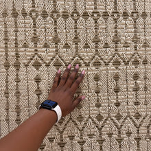 Vedantu Geometric Pattern Carpet Rug — Kenya · WIMU Kitchen