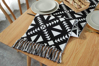 Table Runner – 32 × 240 cm — WIMU Kitchen Nairobi — Kenya · WIMU Kitchen