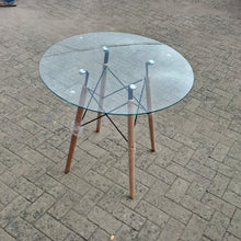 70cm Tempered Round Glass Table — Kenya · WIMU Kitchen