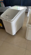 102 Litres Mobile Ingredient Commercial Bin with Wheels and Scoop – KAP0254 (view 4) — Kenya · WIMU Kitchen