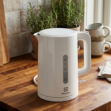 Electrolux UltimateTaste 300 Kettle 1.7L 2200W E2EK1 — Kenya · WIMU Kitchen