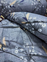4 x 6 Duvet Set with Sheet & 2 Pillowcases — view 9 — Kenya · WIMU Kitchen