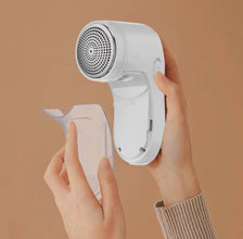Rechargeable Fabric Lint Remover - Cordless Fuzz and Pill Shaver for Clothes and Upholstery — WIMU Kitchen Nairobi — Kenya · WIMU Kitchen