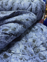 4 x 6 Duvet Set with Sheet & 2 Pillowcases — view 5 — Kenya · WIMU Kitchen