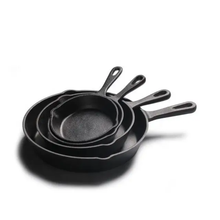 Iron Fry Pan Skillet (view 3) — Kenya · WIMU Kitchen